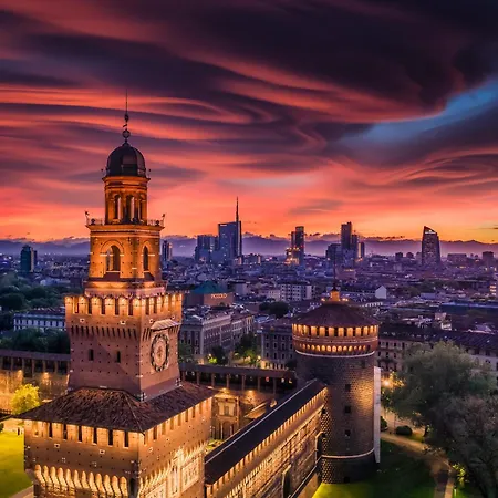 Elegant Near Metro Porta Romana,3 Fermate Subway-stop A Duomo, Wifi-netflix Free *