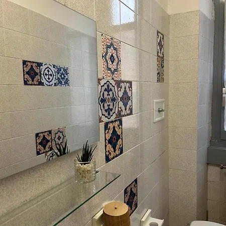 Elegant Near Metro Porta Romana,3 Fermate Subway-stop A Duomo, Wifi-netflix Free Milan